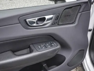 XC60 T8 Twin Engine AWD R-Design Kam HUD ACC