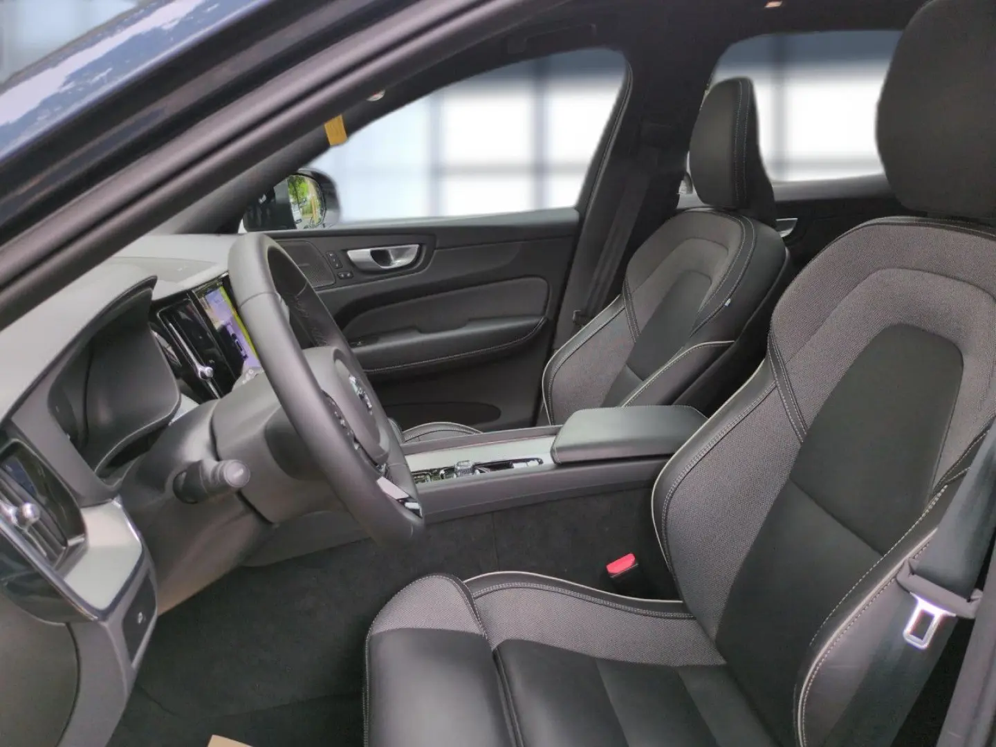 XC 60 Ultimate Dark AWD