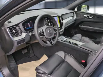 XC 60 Ultimate Dark AWD