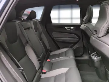 XC 60 Ultimate Dark AWD