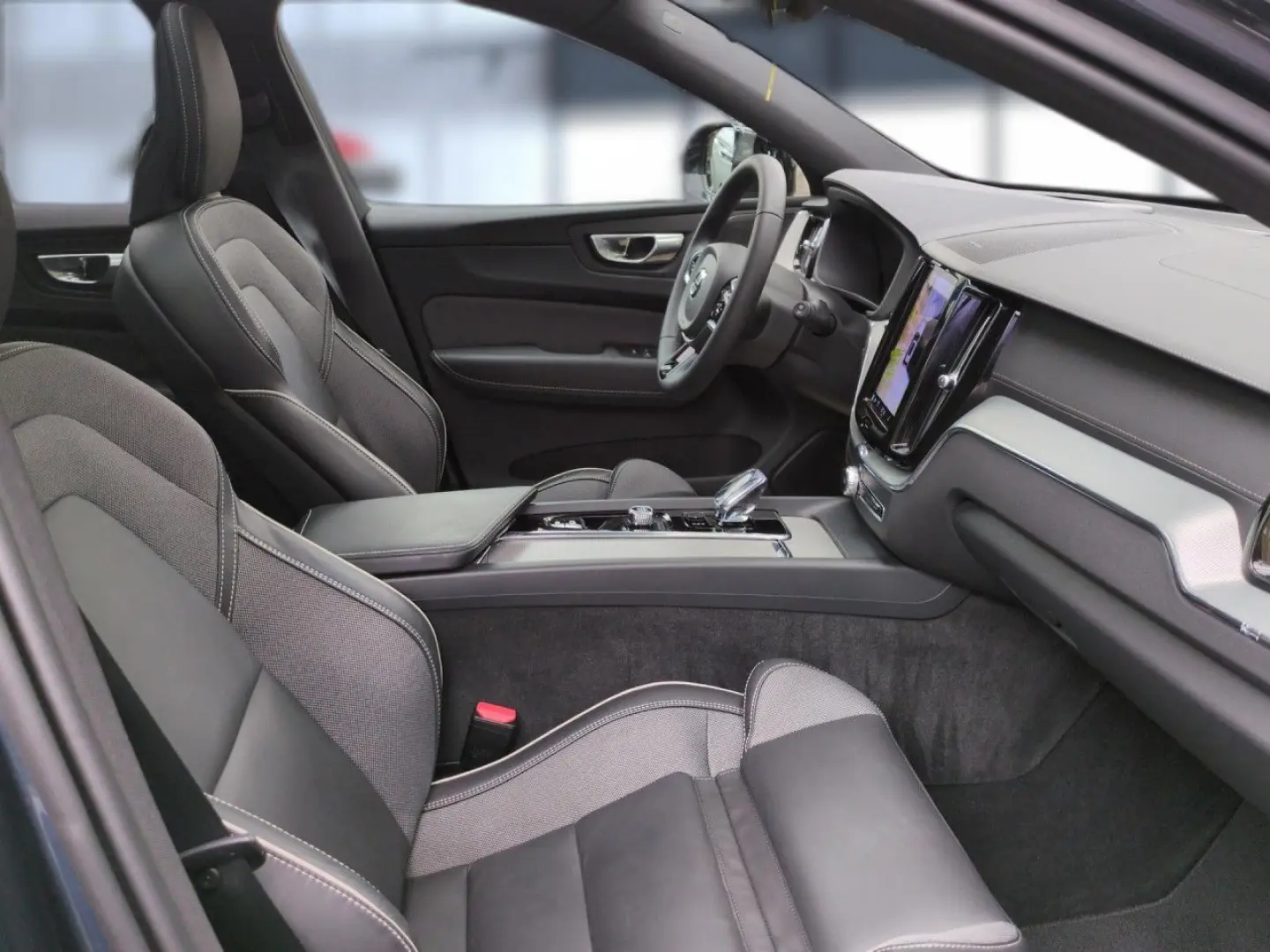 XC 60 Ultimate Dark AWD