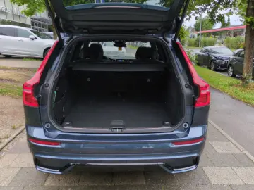 XC 60 Ultimate Dark AWD