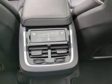 XC 60 Ultimate Dark AWD