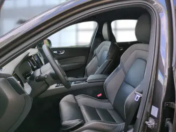 XC 60 R Design 2WD