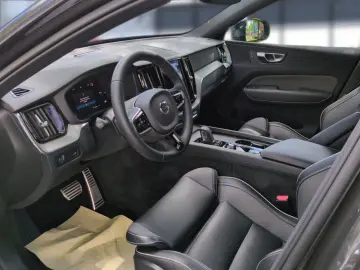 XC 60 R Design 2WD