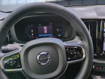 XC 60 R Design 2WD