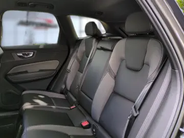 XC 60 R Design 2WD