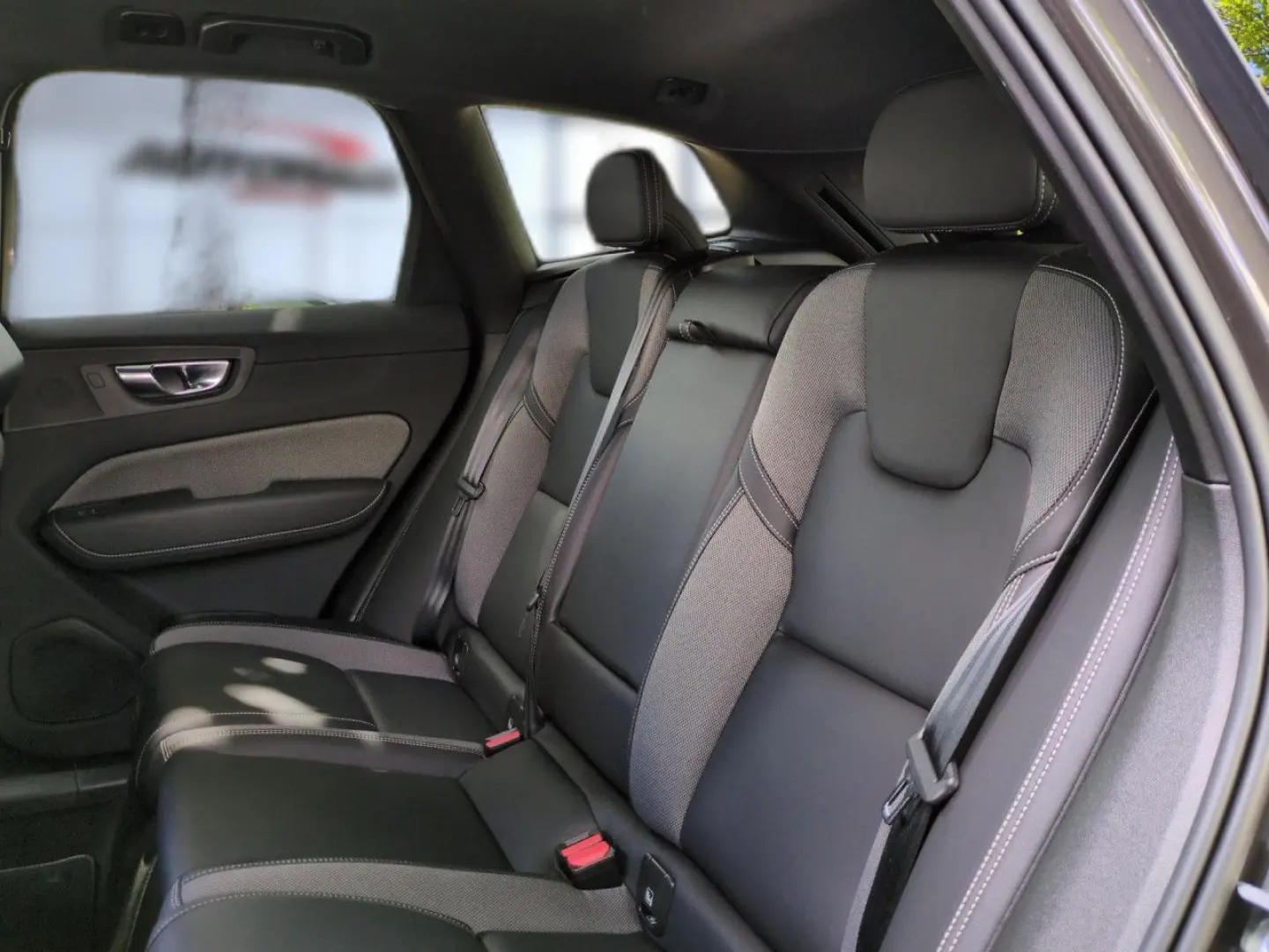 XC 60 R Design 2WD