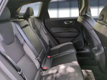 XC 60 R Design 2WD