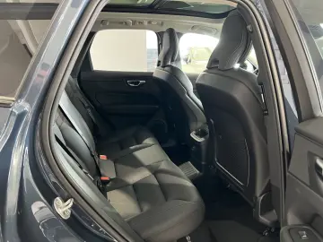 XC60 T8 Ultimate Dark Recharge AWD 21'' 360° HUD