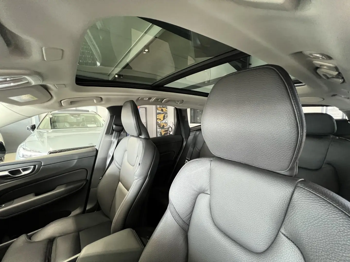 XC60 T8 Ultimate Dark Recharge AWD 21'' 360° HUD