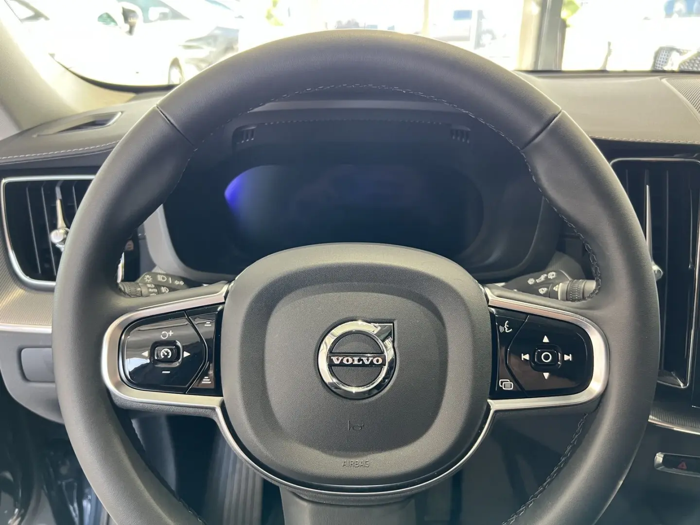 XC60 T8 Ultimate Dark Recharge AWD 21'' 360° HUD