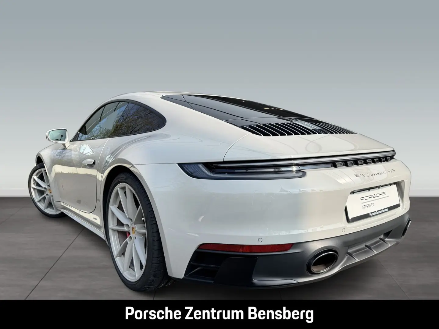 911 Carrera 4 GTS