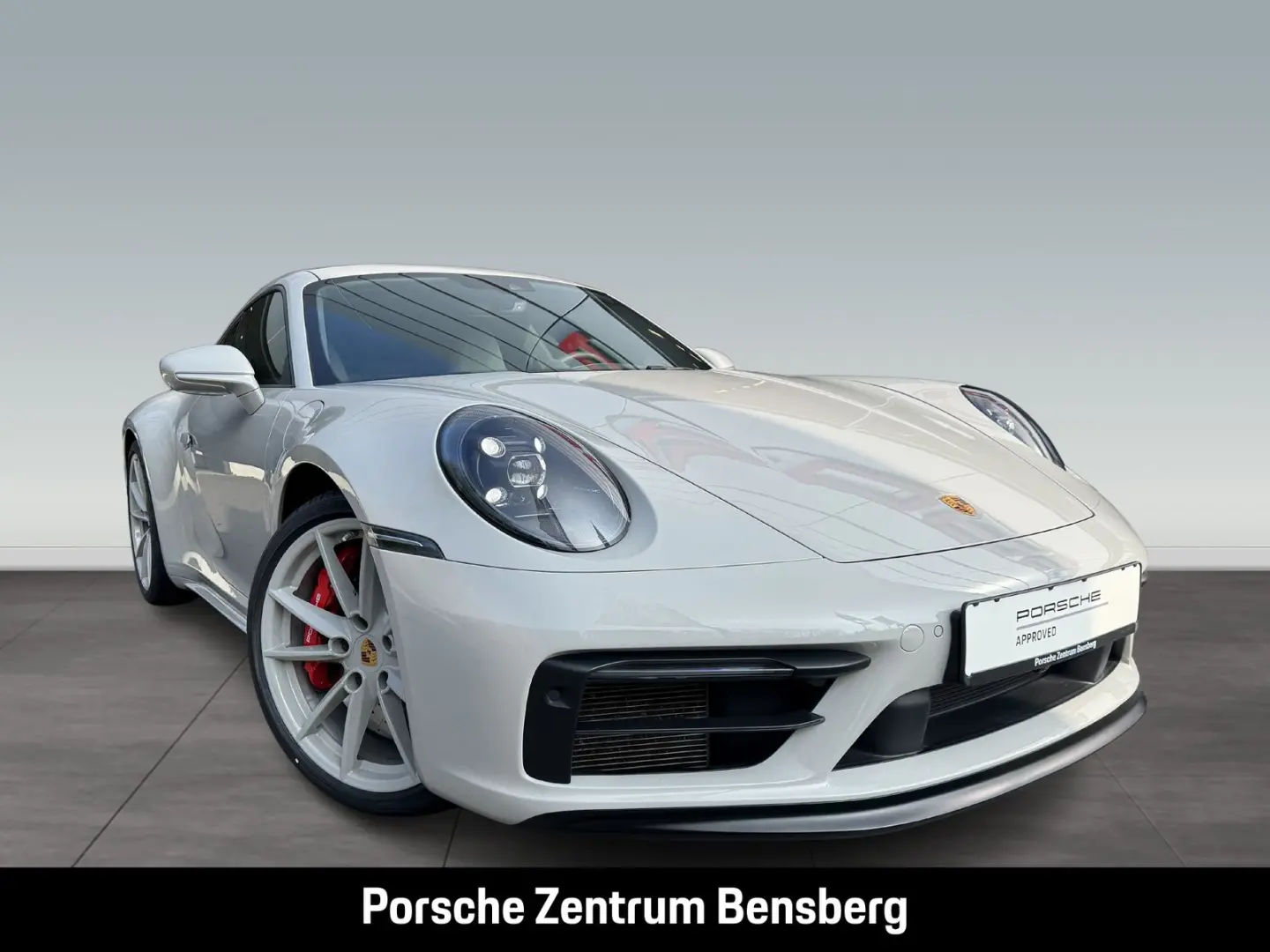 911 Carrera 4 GTS