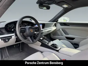 911 Carrera 4 GTS