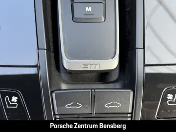 911 Carrera 4 GTS