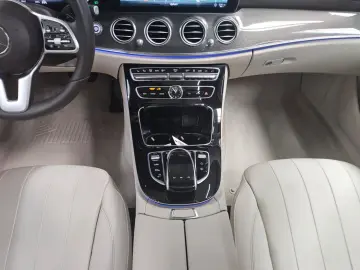 E 300 de Exclusive Navi LED Widescreen Burm. GSD