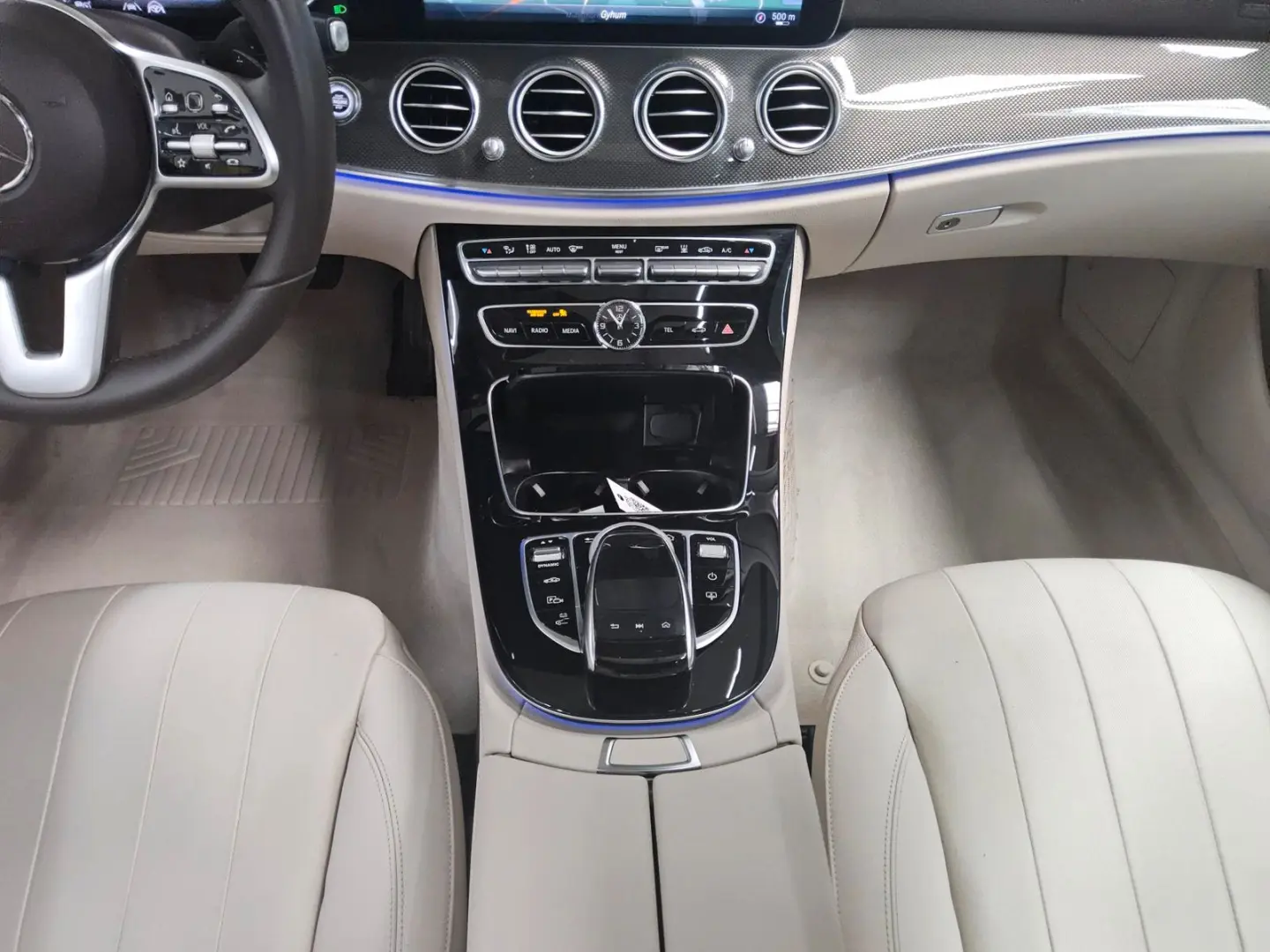 E 300 de Exclusive Navi LED Widescreen Burm. GSD