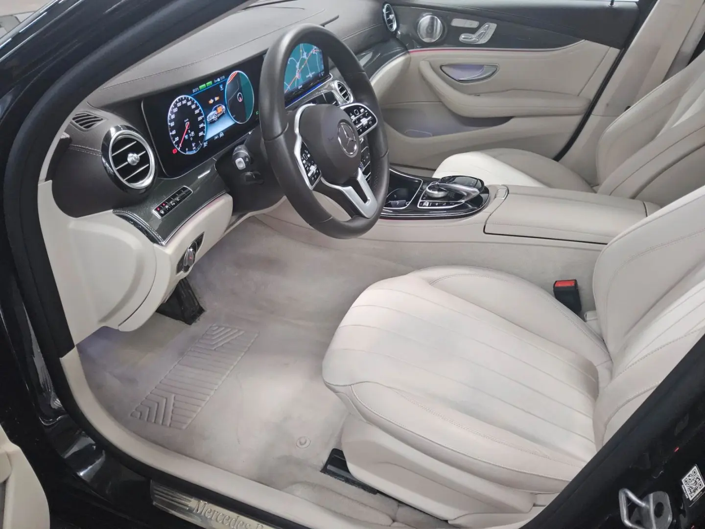 E 300 de Exclusive Navi LED Widescreen Burm. GSD