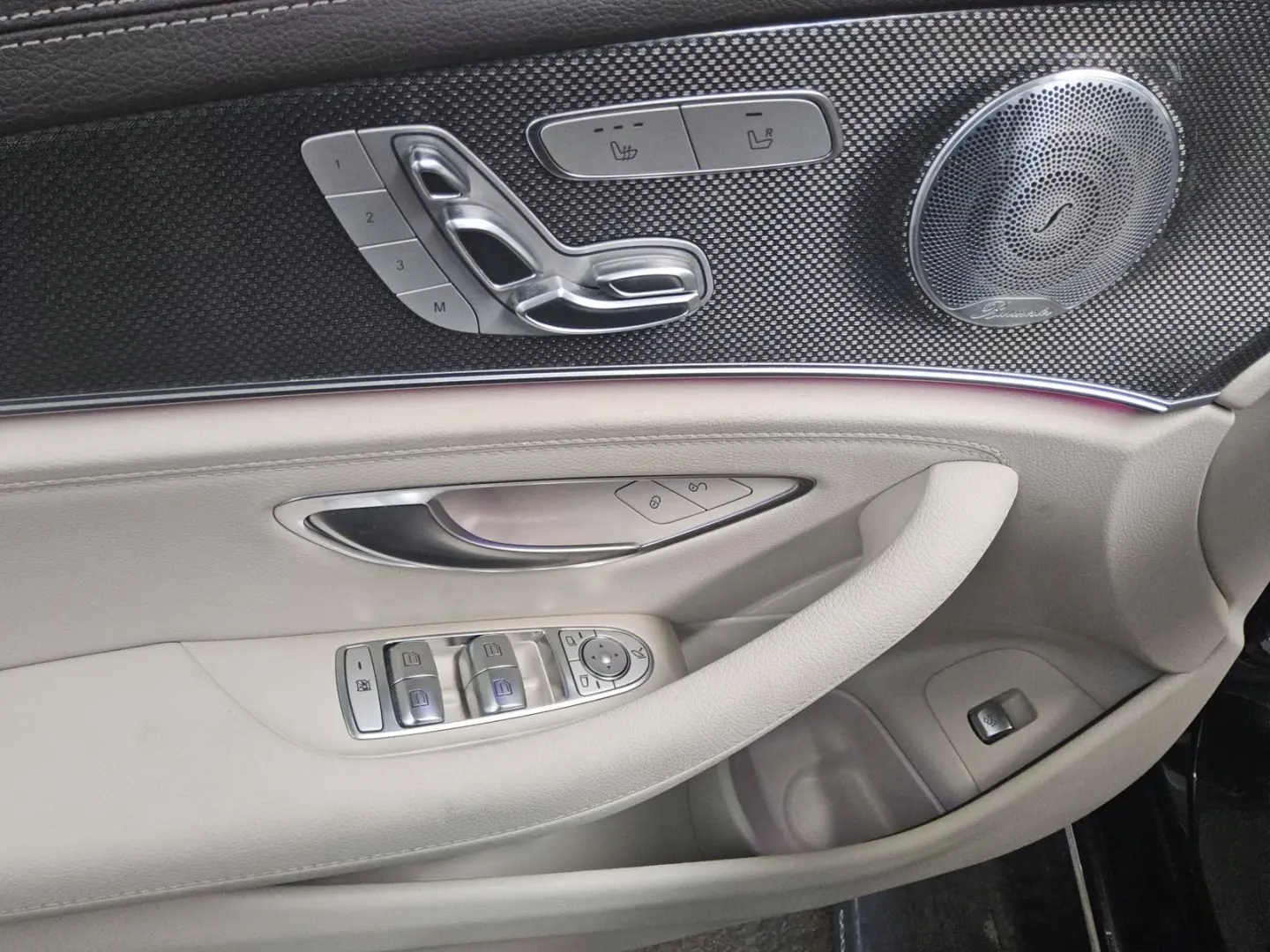 E 300 de Exclusive Navi LED Widescreen Burm. GSD