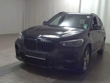 X1 sDrive18d M-Sport Navi LED+ H/K Pano RFK AHK