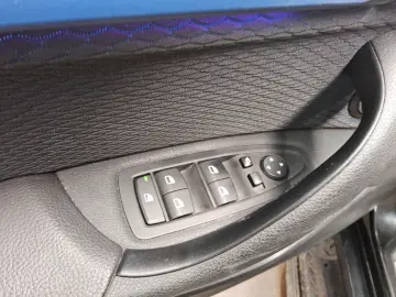 X1 sDrive18d M-Sport Navi LED+ H/K Pano RFK AHK