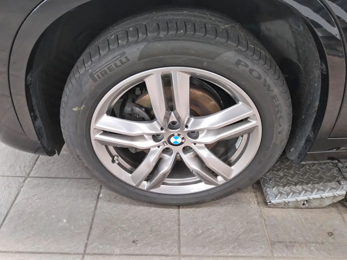 X1 sDrive18d M-Sport Navi LED+ H/K Pano RFK AHK