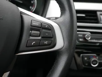 X1 s20d DrivAss+ACC HUD PanoD.Sitzh.Lordose 18