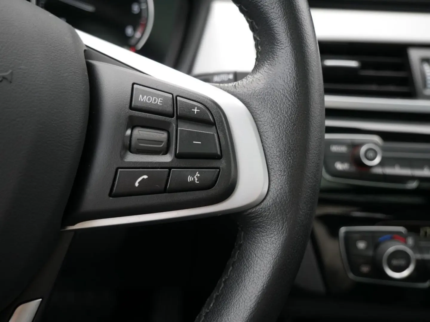 X1 s20d DrivAss+ACC HUD PanoD.Sitzh.Lordose 18