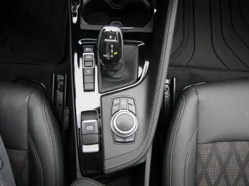 X1 s20d DrivAss+ACC HUD PanoD.Sitzh.Lordose 18
