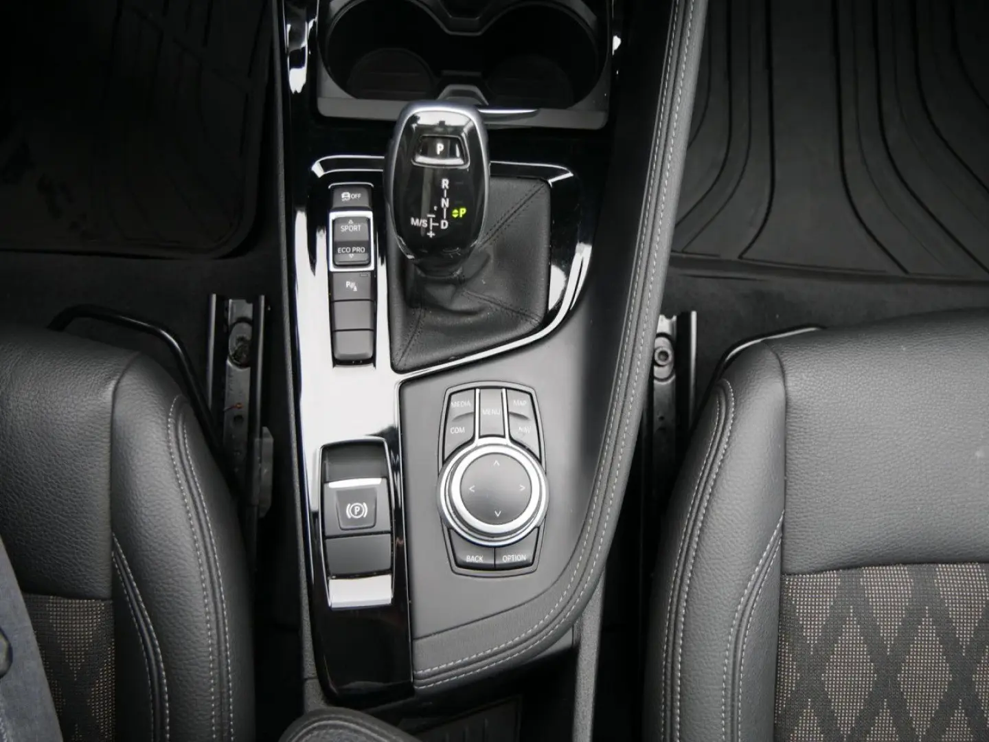 X1 s20d DrivAss+ACC HUD PanoD.Sitzh.Lordose 18
