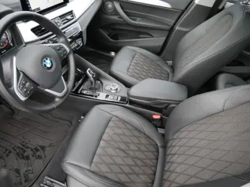 X1 s20d DrivAss+ACC HUD PanoD.Sitzh.Lordose 18