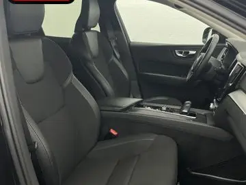 XC60 B4 VOLL-LED+KAMERA+KEYLESS+CARPLAY+