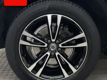 XC60 B4 VOLL-LED+KAMERA+KEYLESS+CARPLAY+