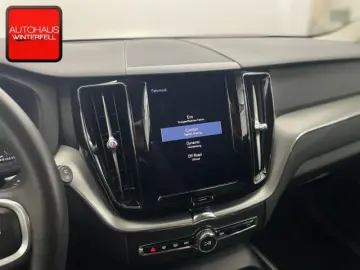 XC60 B4 VOLL-LED+KAMERA+KEYLESS+CARPLAY+