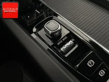 XC60 B4 VOLL-LED+KAMERA+KEYLESS+CARPLAY+