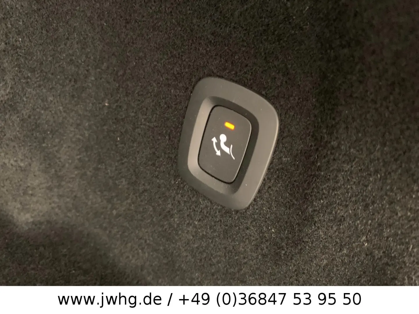 XC60 Core LED Navi 19