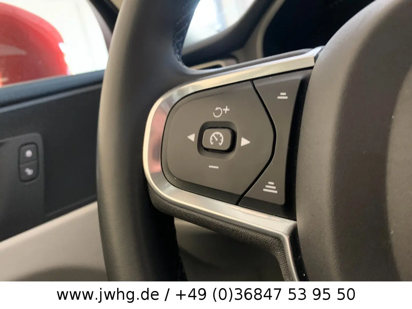 XC60 Core LED Navi 19