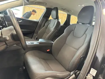XC60 Momentum*ACC*AHK*CarPlay*Ambiente*DAB*PDC