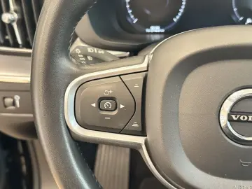 XC60 Momentum*ACC*AHK*CarPlay*Ambiente*DAB*PDC