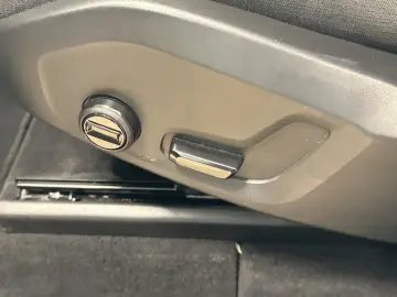 XC60 Momentum*ACC*AHK*CarPlay*Ambiente*DAB*PDC