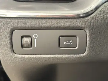 XC60 Momentum*ACC*AHK*CarPlay*Ambiente*DAB*PDC