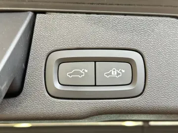 XC60 Momentum*ACC*AHK*CarPlay*Ambiente*DAB*PDC
