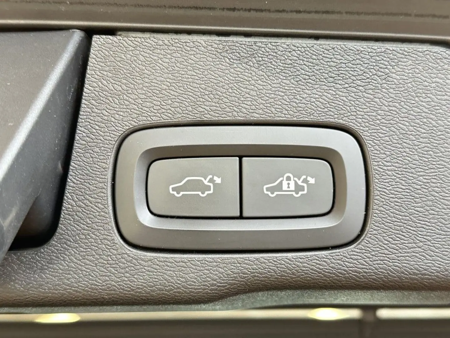 XC60 Momentum*ACC*AHK*CarPlay*Ambiente*DAB*PDC