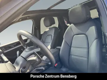 Cayenne E-Hybrid AHK Pano HUD Matrix SurroundVie