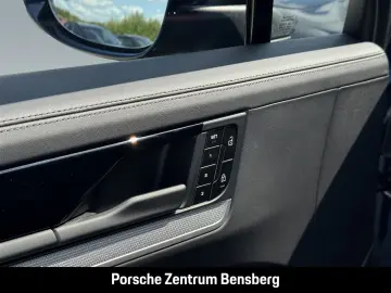 Cayenne E-Hybrid AHK Pano HUD Matrix SurroundVie
