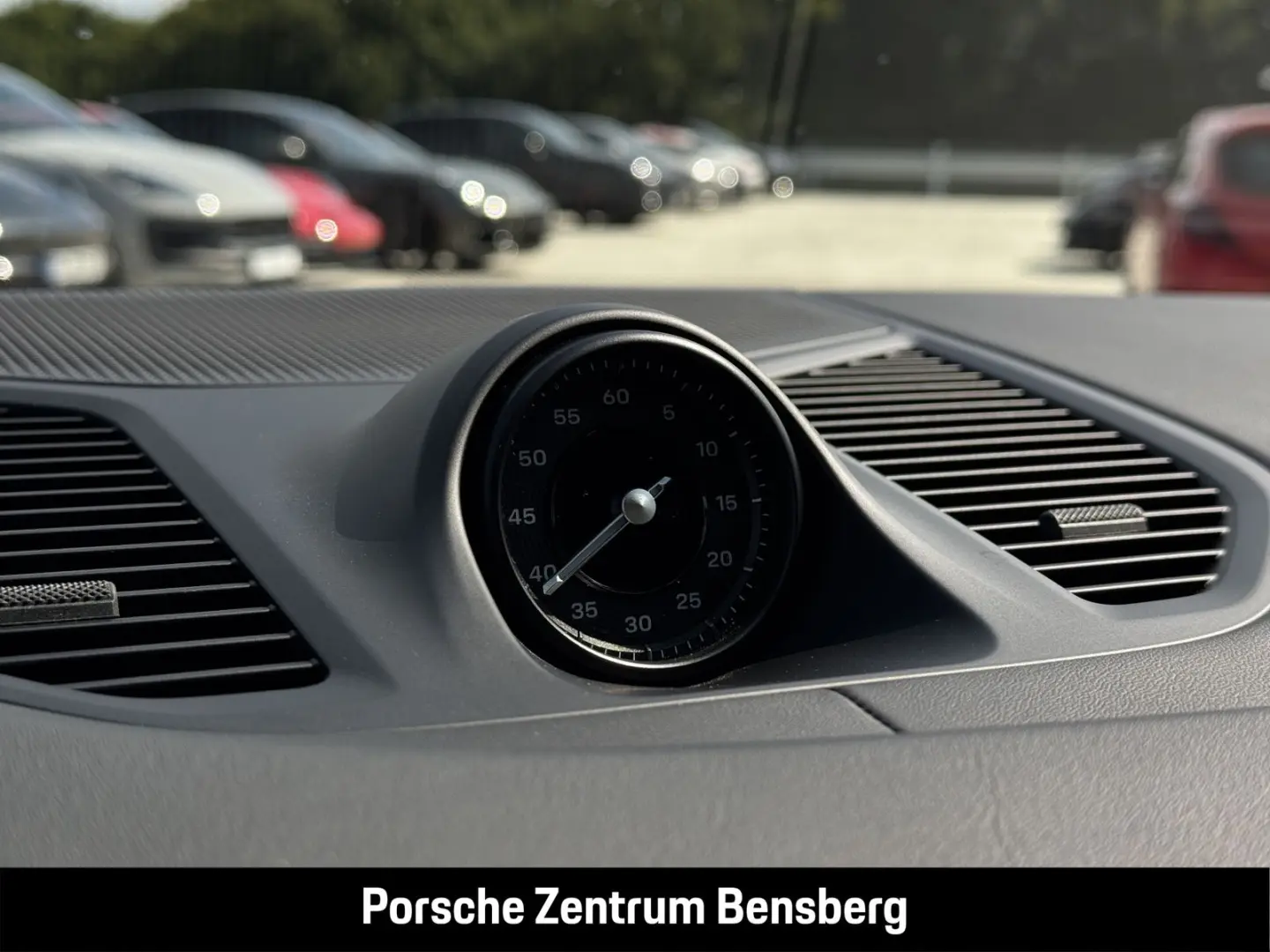 Cayenne E-Hybrid AHK Pano HUD Matrix SurroundVie