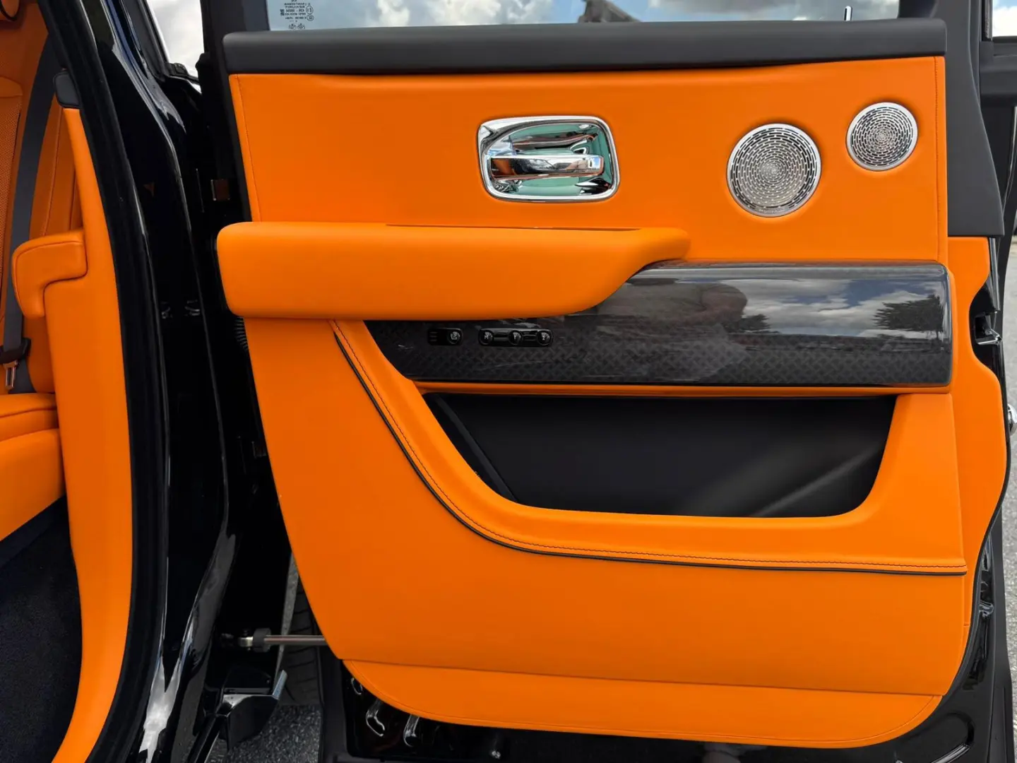New Rolls Royce Cullinan Series II BLACK BADGE