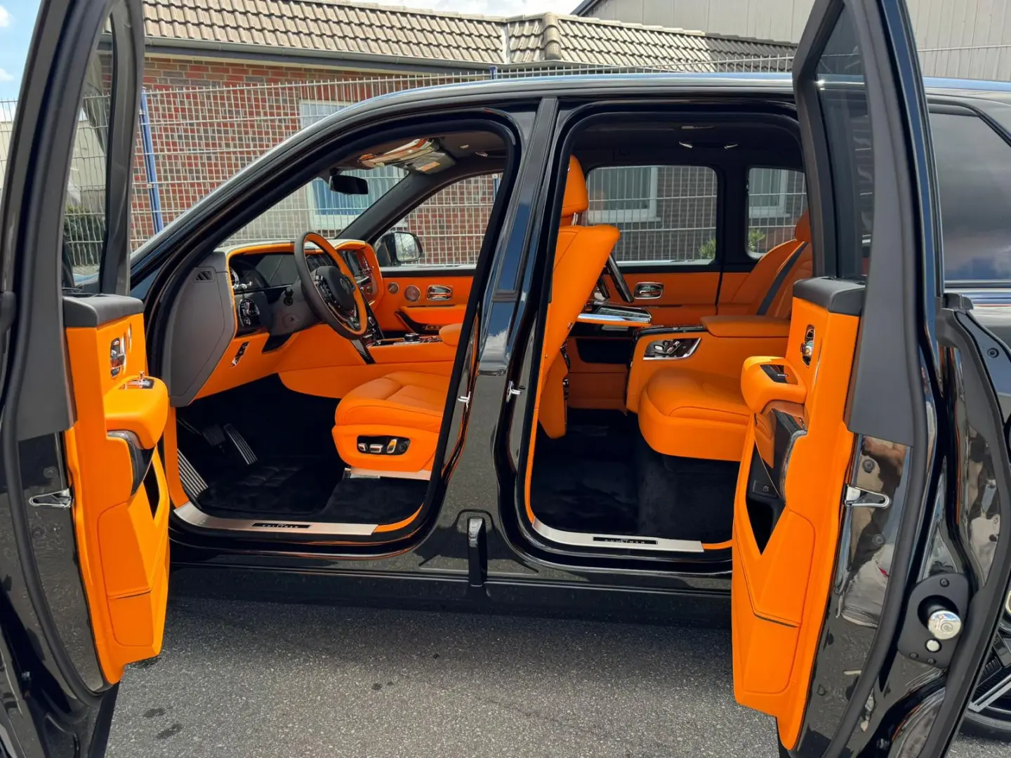 New Rolls Royce Cullinan Series II BLACK BADGE