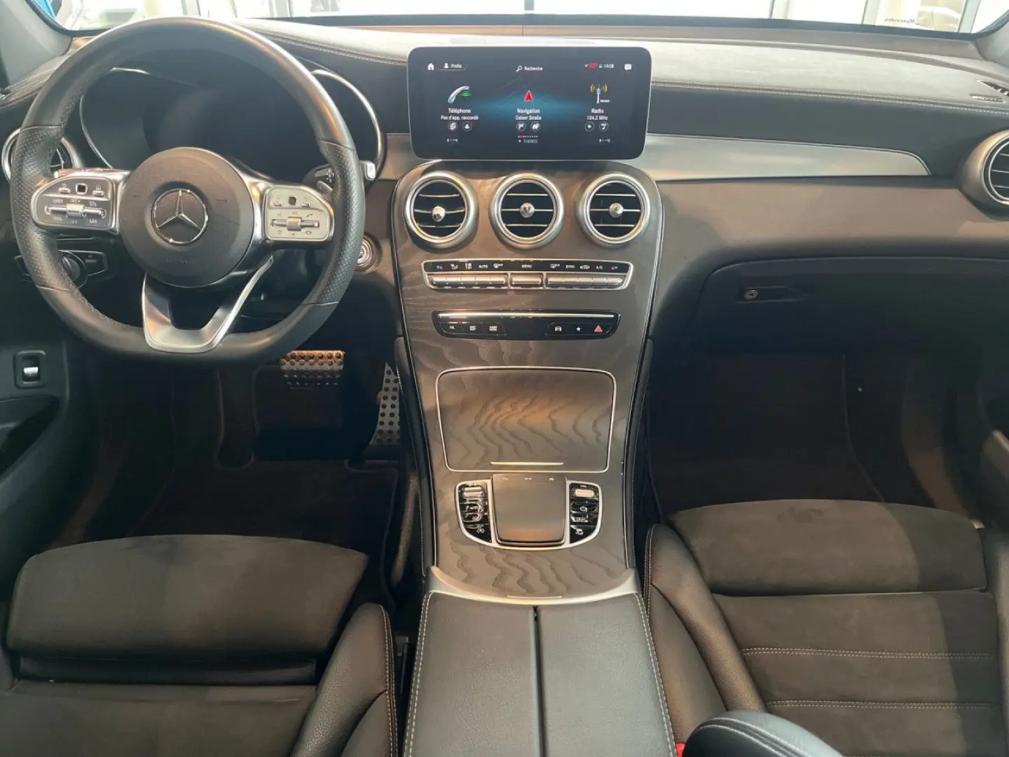 GLC Coupe 300d 4Matic  AMG Advanced,RFK,MBUX,19